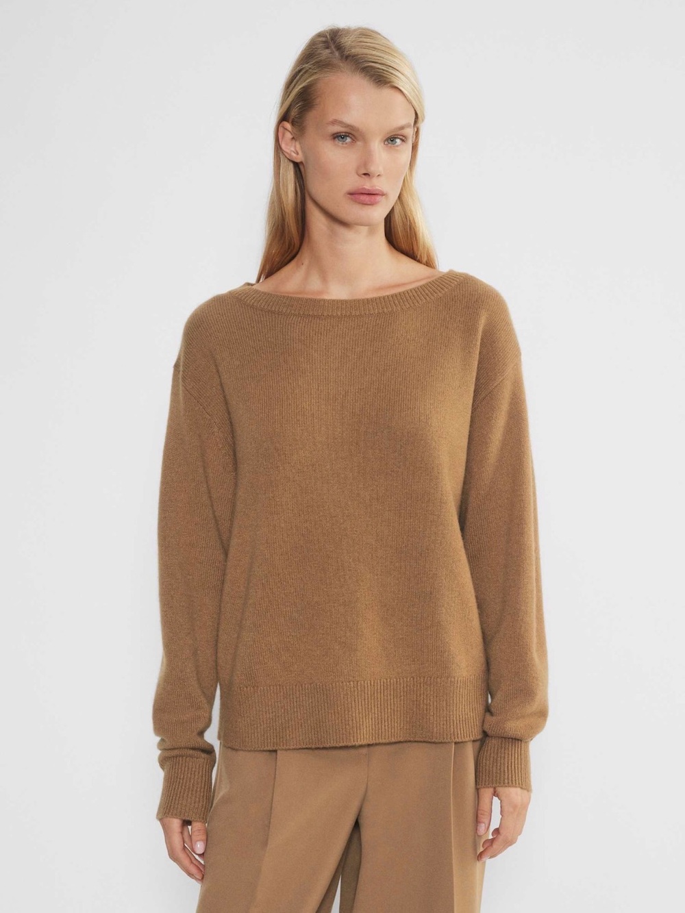 Classic Crewneck Sweater in Camel